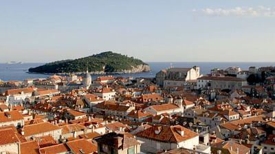 Stadt Land Kunst: Málaga / Ragusa / Ruanda / Cézembre