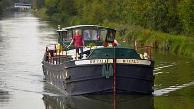 Stadt Land Kunst: Stevensons Frankreich und Belgien / Kalabrien / Massachusetts