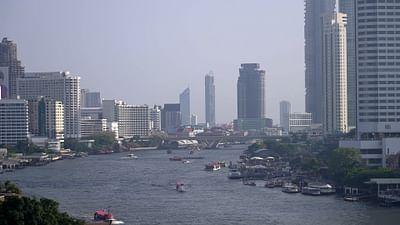 Stadt Land Kunst: Rattawut Lapcharoensaps Bangkok / Baskenland / Kanaren