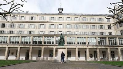 Stadt Land Kunst: Madagaskar / Elfenbeinküste / Paris