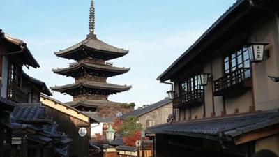 Stadt Land Kunst: Triest / Madagaskar / Kyoto