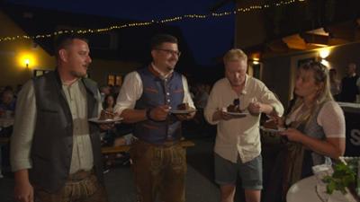 Bauer sucht Frau: Ein Hoffest-Joker kommt selten allein