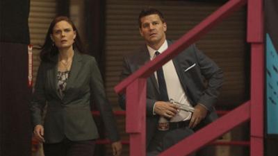 Bones - Die Knochenjägerin: Staffel 8 Folge 14 Die Gewalt im Spiel