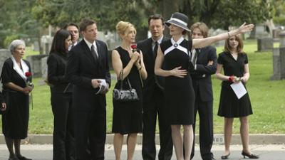Desperate Housewives: Staffel 1 Folge 17 Helden