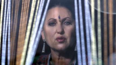 Edel & Starck: Staffel 1 Folge 7 Eiertanz