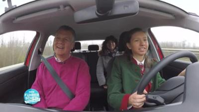Mein Führerschein mit Mama und Papa: Staffel 03 Folge 02 - Mein Führerschein mit Mama und Papa