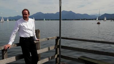 Adel zwischen Märchen und Moderne: Zu Besuch bei Carl Philip Graf von Maldeghem