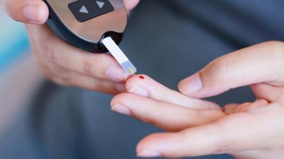 aktiv und gesund: Unerkannte Diabetes, Muskeltraining im Alter, Naturheilkunde gegen Arthrose aktiv und gesund: Unerkannte Diabetes, Muskeltraining im Alter, Naturheilkunde gegen Arthrose