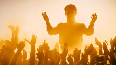 ARD Wissen: Manipulation · Wenn Coaching zur Gefahr wird