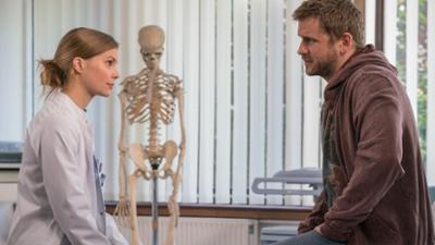 Bonusfamilie: Folge 5: Bonusfamilie (S01/E05)