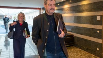 BR24: Kehrtwende - Bayern streicht Familien Geld