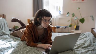 BR24: Jugendschutz im Netz: Kampf gegen Extremismus und Radikalisierung