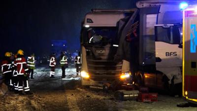 BR24 Live: Schnee in Nordbayern: Glätte, Verkehrschaos und Schulsausfälle