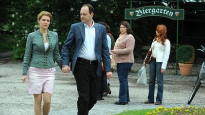 Dahoam is Dahoam: In aller Munde? · 27.08.12 Folge 979