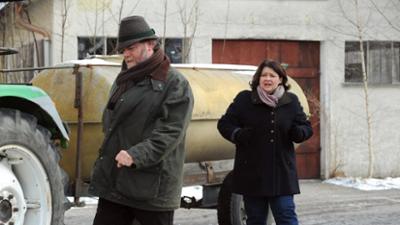 Dahoam is Dahoam: Schmerz und Erwartung · 22.03.12 Folge 896 Dahoam is Dahoam: Schmerz und Erwartung · 22.03.12 Folge 896