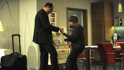 Dahoam is Dahoam: Trittsicher? · 27.03.12 Folge 898 Dahoam is Dahoam: Trittsicher? · 27.03.12 Folge 898