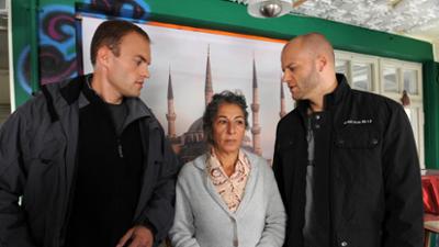 Dahoam is Dahoam: Heiter bis bissig · 04.12.12 Folge 1036