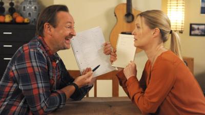 Dahoam is Dahoam: A bissl weniger wär mehr · 22.09.25 Folge 3615 Dahoam is Dahoam: A bissl weniger wär mehr · 22.09.25 Folge 3615