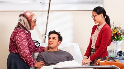 Dahoam is Dahoam: Reisende soll man nicht aufhalten · 23.07.25 Folge 3593 Dahoam is Dahoam: Reisende soll man nicht aufhalten · 23.07.25 Folge 3593