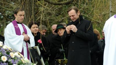 Dahoam is Dahoam: Ein Funken Hoffnung · 23.02.12 Folge 880