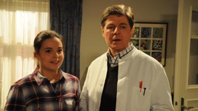 Dahoam is Dahoam: Auf illegalem Grund · 11.04.13 Folge 1103