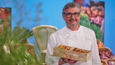 Einfach. Gut. Bachmeier: Forellentatar, Rehhaxerl und Erdbeerknödel