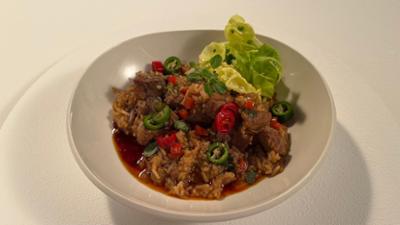 Einfach. Gut. Bachmeier: Reisfleisch mit Kopfsalat, Grießknödel mit Grapefruit und lauwarme Renke mit Senf-Kohlrabi