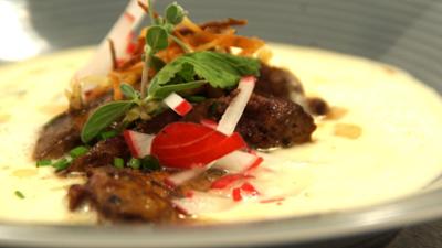 Einfach.Gut.Bachmeier: Meerrettichsuppe, Paprika und Buttermilchmousse