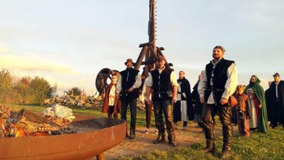 Heimat der Rekorde: Das größte Katapult und mehr