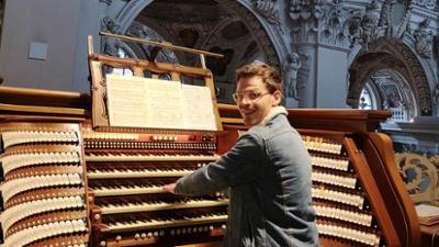 Heimat der Rekorde: Die größte Domorgel der Welt und mehr