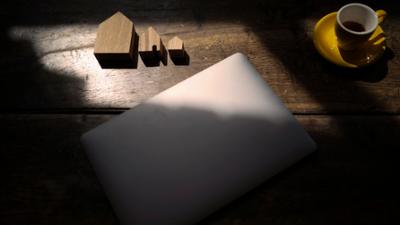 Kontrovers: Betrüger nutzen Wohnungsnot, Alltag der Dorfpolizei und mehr