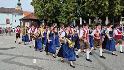 Landgasthäuser Feste: Feste · Festtage zwischen Isar und Inn