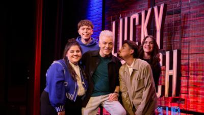 Mittermeiers Lucky Punch Comedy Club: Mit Tony Bauer, Rebecca Pap, Anna Bartling und Jojo Nesco (S02/E07) Mittermeiers Lucky Punch Comedy Club: Mit Tony Bauer, Rebecca Pap, Anna Bartling und Jojo Nesco (S02/E07)