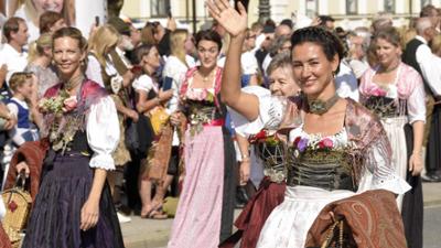 Oktoberfest Trachten- und Schützenzug 2026: Trachten- und Schützenzug