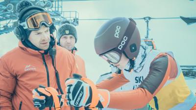 School of Champions: Folge 1: Einsame Spitze (S01/E01)