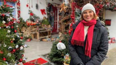 Schwaben + Altbayern: Weihnachtshaus, Fundsachen-Versteigerung und mehr