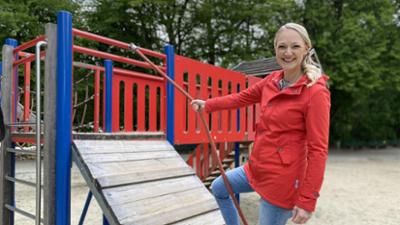 Schwaben + Altbayern: Spielplatzbauerin, Gipfelkreuz Kampenwand, Wasserrad und mehr