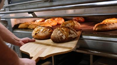 STATIONEN: Brot · Zum Leben