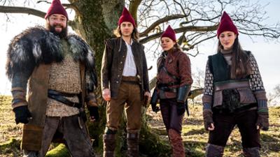 Tinka und die Königsspiele: Tag 4 · Halbmensch (S02/E04)