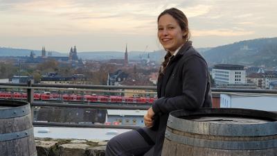 Unter uns: Von Wachsstöcken und Christstollen · Dezember in Würzburg