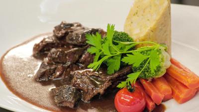 Unter uns: Kochgeschichten · Besonderes von Ochs, Gans und Kalb