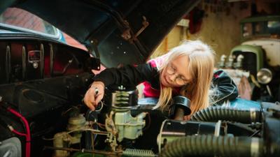 Unter unserem Himmel: Von Hausgeistern, Buchdruckern und alten Motoren · Hersbrucker Geschichten
