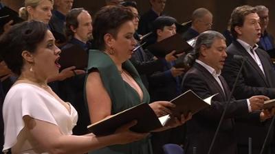 W.A. Mozart - "Krönungsmesse": Mozart total