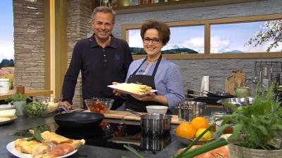 Wir in Bayern: Ganze Sendung: Schnecken-Mutter, Rückwärtsredner, Vorsorgeuntersuchung der Bauchschlagader, Hähnchen