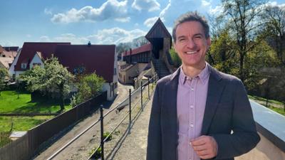 Zwischen Spessart und Karwendel: Ortsskizze in Nördlingen, Häuseraktivistin rettet Jugendstil-Villa und mehr