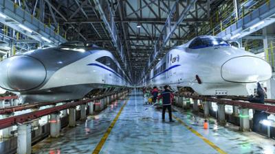 alpha-demokratie: Chinas Wirtschaftsimperialismus