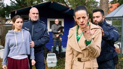 Die Heiland - Wir sind Anwalt: Folge 41: Welpenhandel
