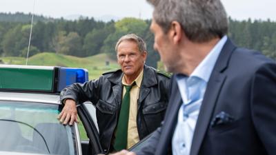 Hubert ohne Staller: Folge 187: Ein kleines Stück vom Paradies (S12/E11)