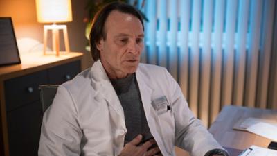 In aller Freundschaft: Folge 1112: Nichts dazwischen (S28/E24)