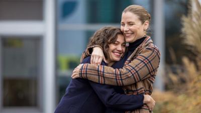 In aller Freundschaft: Folge 427: Festhalten (S11/E07)